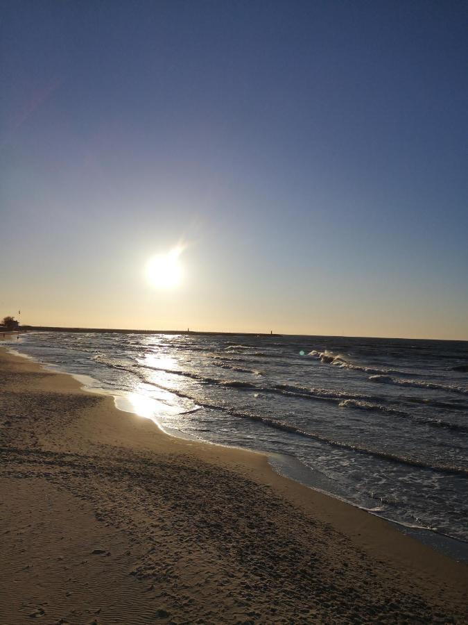 Apartament Piaskowy Sunset Resort Grzybowo  Buitenkant foto